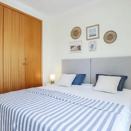 Apartamento Charming Flat 10 Min Walk To Albufeira