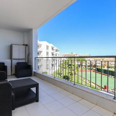 Charming Flat 10 Min Walk To Apartamento Albufeira